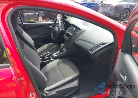 2012 Ford Focus Se z USA, uszkodzony, nr VIN 1FAHP3F23CL196937